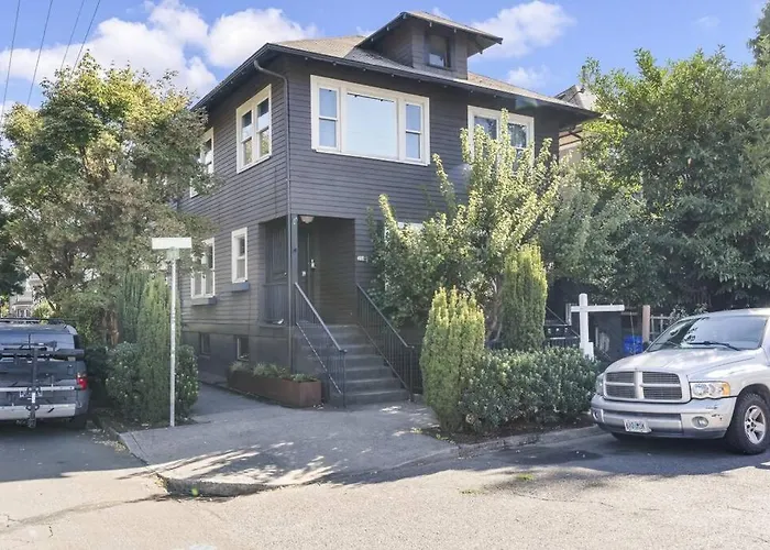 2Br Hideaway In The Heart Of Se Portland