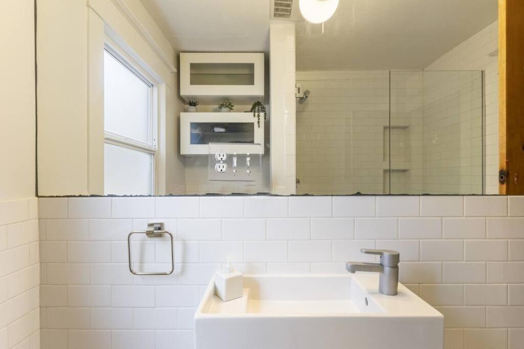2br Hideaway In The Heart Of Se Holiday home Portland